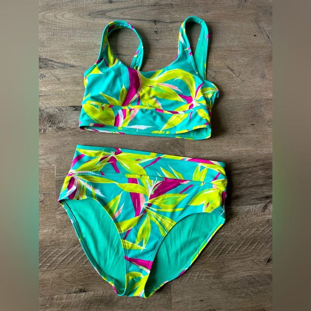 Swim Set Large NWOT